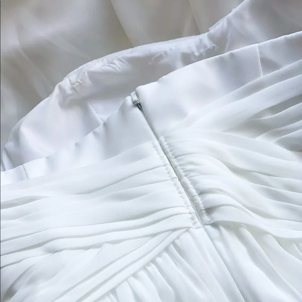 NWOT DB Studio Wedding Dress 4 NEW without tags! Zipper works! Beautiful dress! - Picture 9 of 10